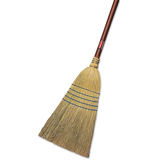 Rubbermaid Commercial Products Heavy-Duty Corn Broom, 1 1/8-Inch Wood Handle, Red, Indoor/Outdoor Broom for Courtyard/Garage/Lobby/Mall/Office