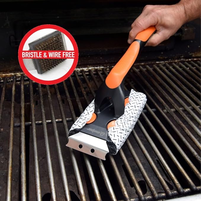 Proud Grill Q-Swiper XL BBQ Grill Brush Cleaner Set - 1 Long Grill Brush with Scraper & 40 Cleaning Wipes, Easy-Clean, Bristle & Wire Free, Grease & Grime Remover, Cleaner Kit for Outdoor Smoker