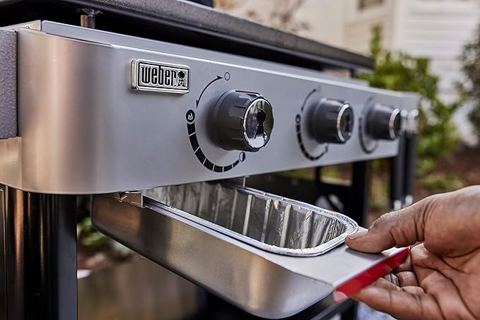 Weber Stainless Steel Griddle Scraper – Non‑Slip Easy‑Grip Handle with Hang Loop for Efficient Grease & Grime Removal, Dishwasher Safe