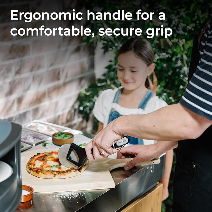 Everdure Pizza Cutter Wheel - Powerful One-Cut Stainless Steel Blade, Durable and Comfortable Grip, Protective Case Included, Dishwasher Safe, Ideal for Pizza Lovers, Chefs, Cooks, Bakers