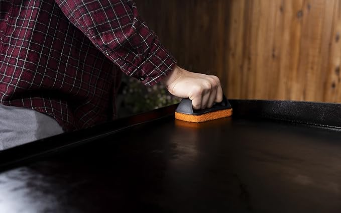 BLACKSTONE 5463 Cleaning Tool Kit (8 Pieces) BBQ Grill Flat Top Indoor/Outdoor Accessories-1 Stainless Steel Griddle Scraper, 3 Scouring Pads, 2 Pumice Stone with Handle, Black, Orange, Silver