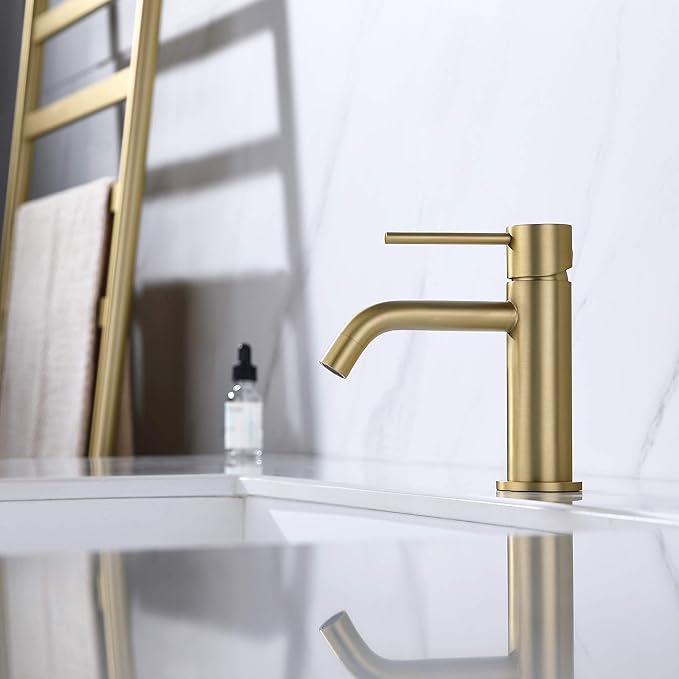 Brushed Gold Bathroom Faucet, Single Handle Brass Sink Faucet Bathroom Single Hole with Pop Up Sink Drain Assembly and Water Faucet Supply Lines