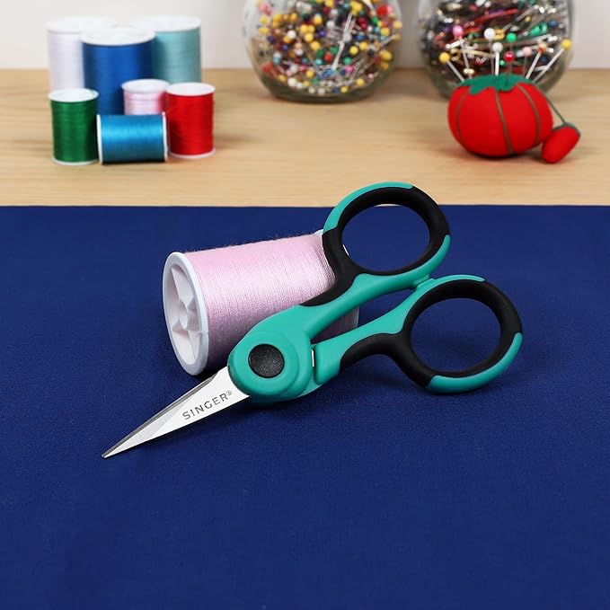 SINGER 00557 4-1/2-Inch ProSeries Detail Scissors with Nano Tip