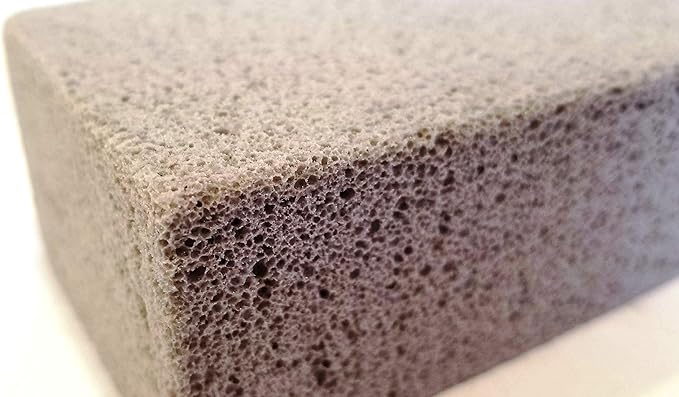 Handy Housewares Grill Cleaning Block - Non-Slip Grip Natural Pumice Stone BBQ/Flat Top Griddle Cleaner Brick (1-Pack)