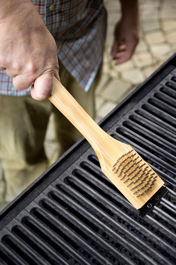 Outset QV40 Verde Collection Grill Brush and Scraper, 14.5 inches, Bamboo Handle