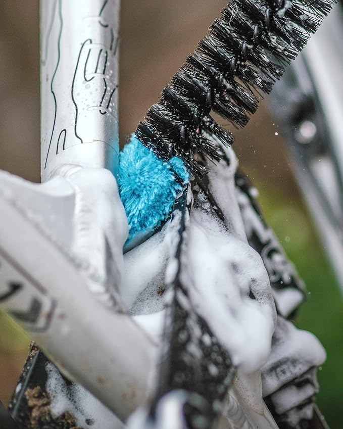 Peaty's Bicycle Cleaning Detailer Brush