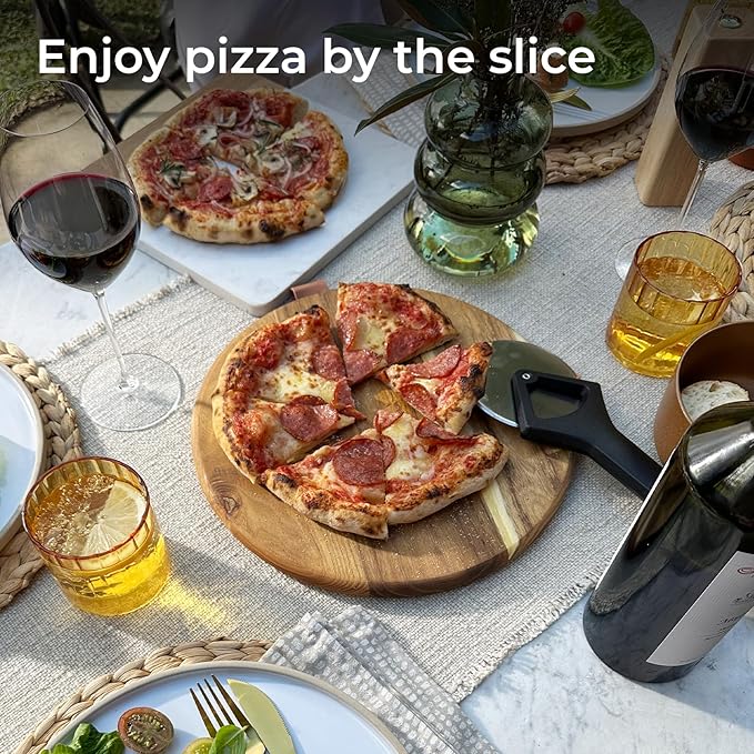 Everdure Pizza Cutter Wheel - Powerful One-Cut Stainless Steel Blade, Durable and Comfortable Grip, Protective Case Included, Dishwasher Safe, Ideal for Pizza Lovers, Chefs, Cooks, Bakers